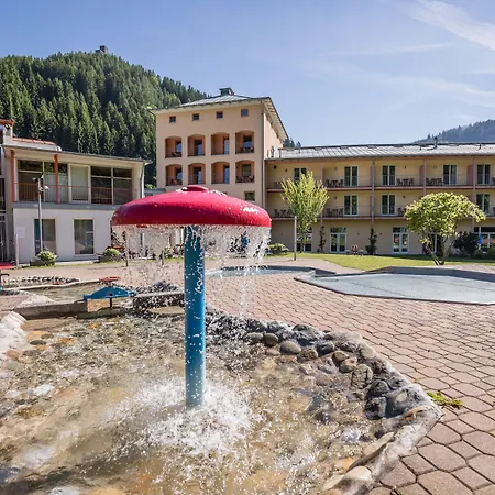 Hotel Jufa 3*
