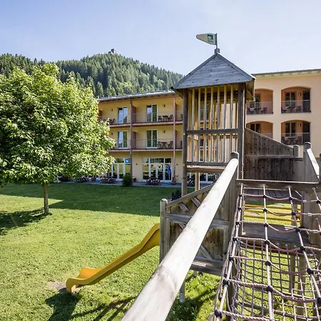 Jufa Otel 3*